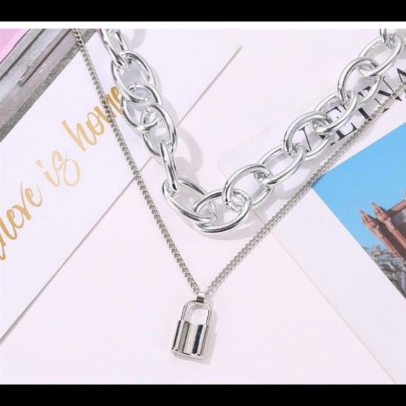 Chain set - Picture 2 of 3